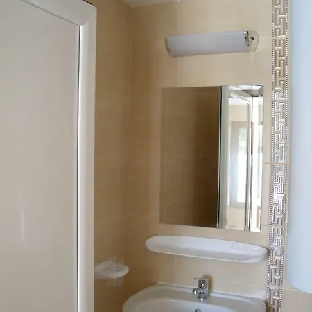 Guest house Къща За Почивка Смокиня 3*