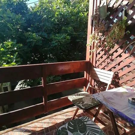 къща за почивка смокиня Guest house 3*