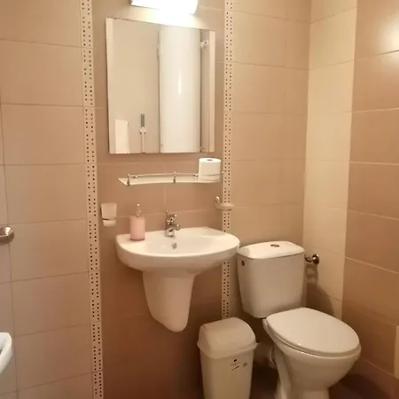 בית הארחה къща за почивка смокиня 3*