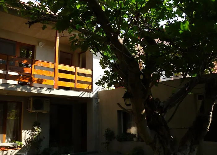 Къща за гости Къща за почивка Смокиня Созопол